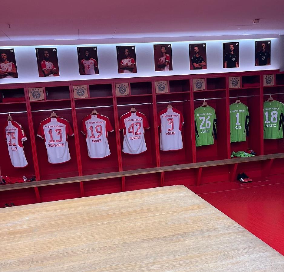 穆夏拉欧冠赛场表现回顾:大赛基因与巨星时刻的淬炼